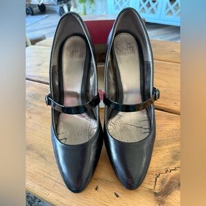 🖤 Sofft Women's Black Patent Mary Jane Heels
